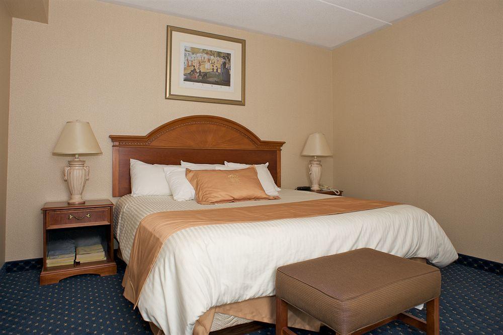 Monte Carlo Inn Toronto West Suites Mississauga Chambre photo